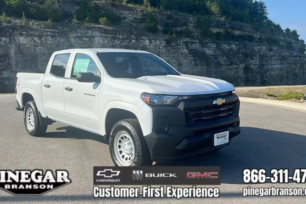 2026 Chevrolet Colorado Work Truck photo 1