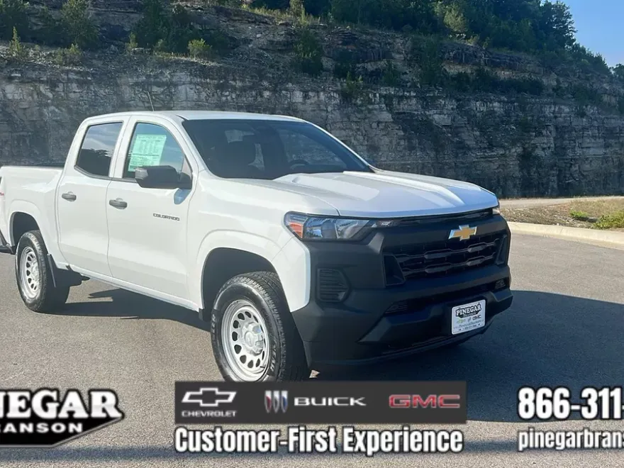 2026 Chevrolet Colorado Work Truck photo 1
