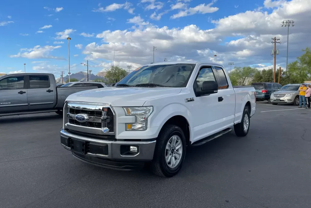 2015 Ford F-150 XLT photo 1