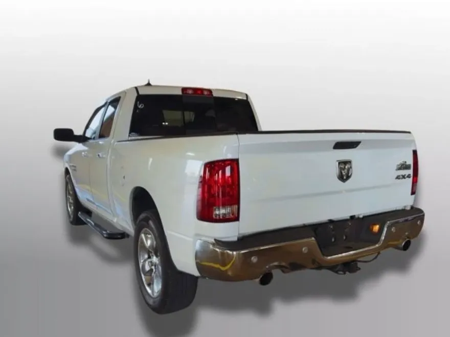 2017 Ram 1500 SLT photo 1