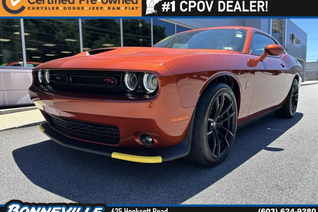 2023 Dodge Challenger R/T Scat Pack photo 1