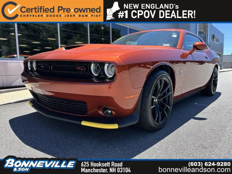 2023 Dodge Challenger R/T Scat Pack photo 1