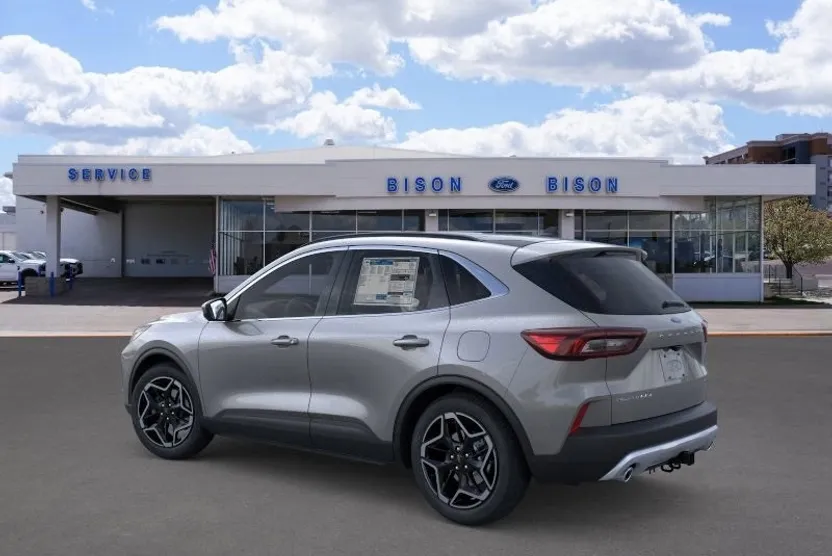 2026 Ford Escape Hybrid Platinum photo 1