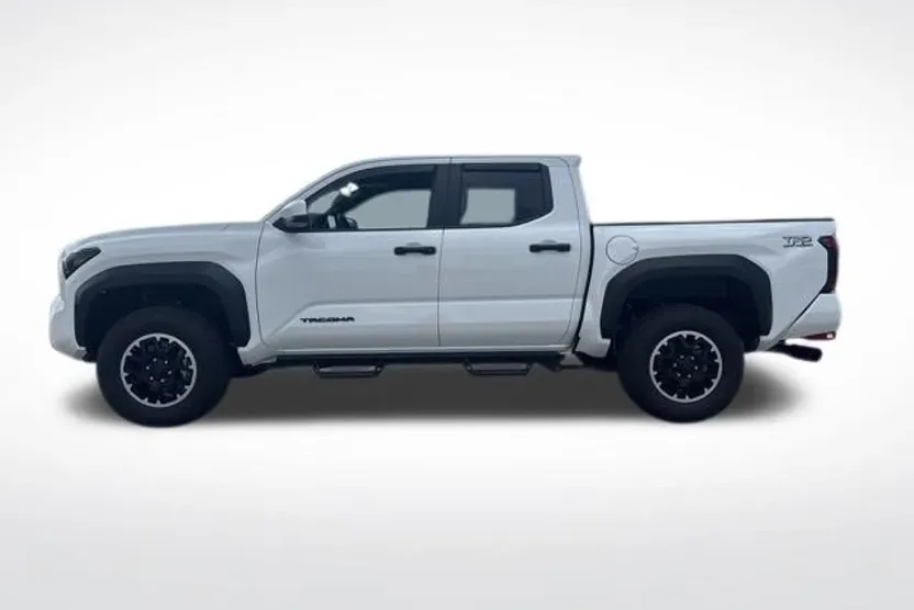 2025 Toyota Tacoma Double Cab photo 1