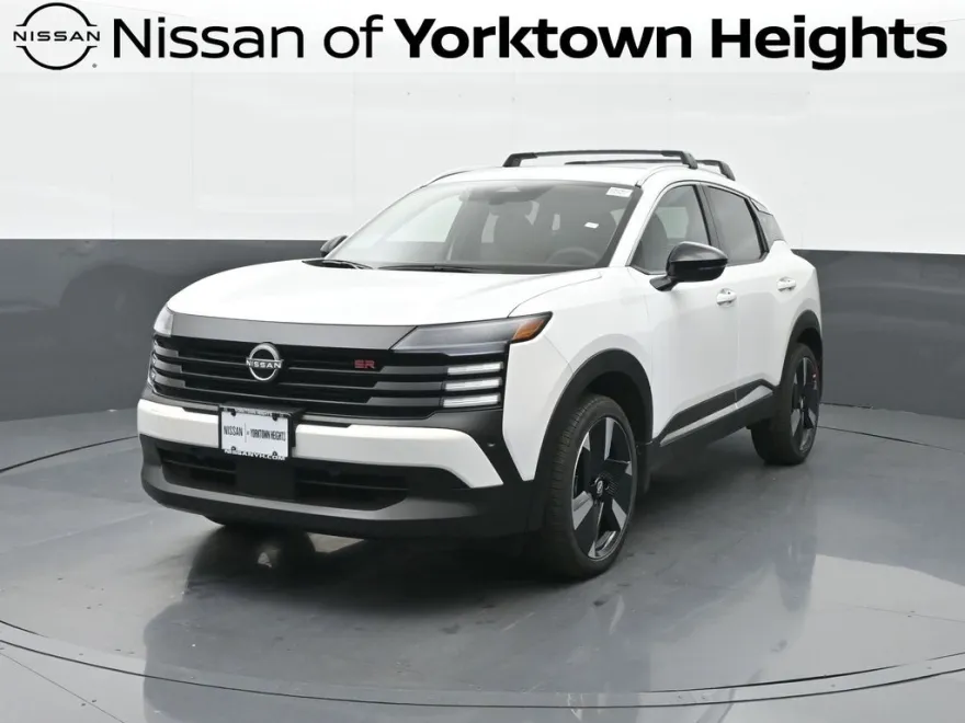 2026 Nissan Kicks SR photo 1