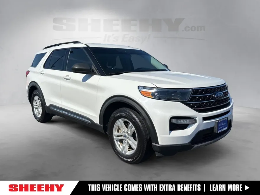 2021 Ford Explorer XLT photo 1
