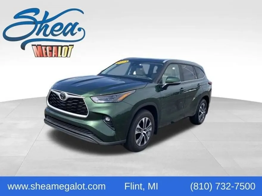 2023 Toyota Highlander XLE photo 1