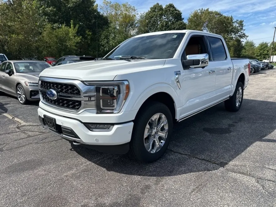 2023 Ford F-150 Platinum photo 1