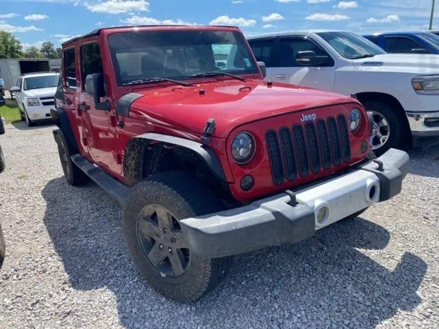 2011 Jeep Wrangler Unlimited Sahara photo 1