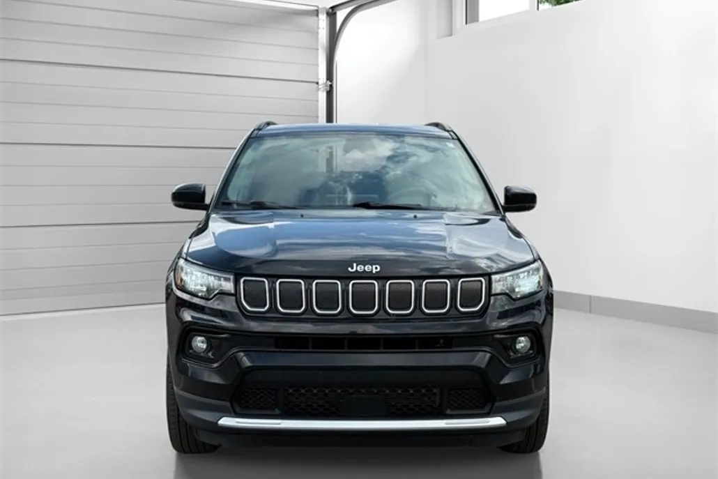 2022 Jeep Compass Limited photo 1