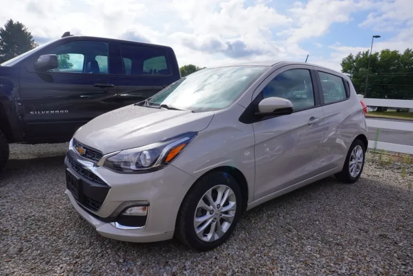 2021 Chevrolet Spark 1LT photo 1