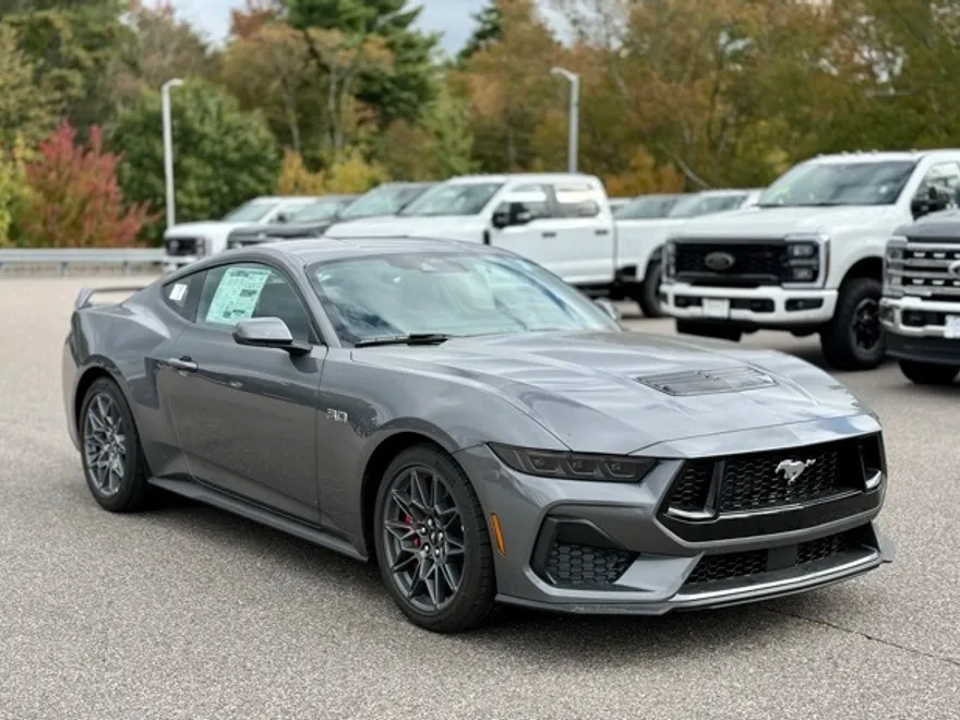 2025 Ford Mustang GT Premium photo 1