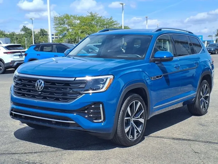2025 Volkswagen Atlas SEL Premium R-Line photo 1