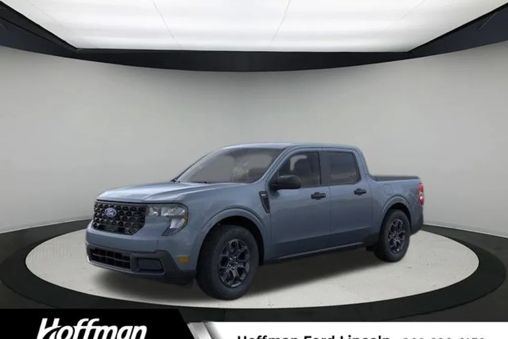 2025 Ford Maverick XLT photo 1