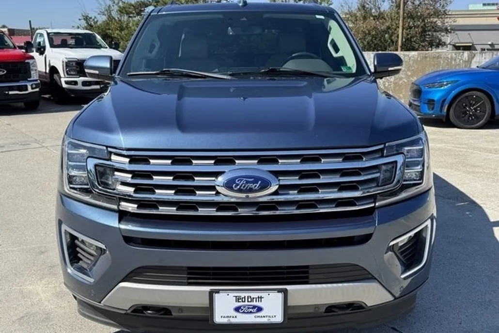 2020 Ford Expedition Limited photo 1