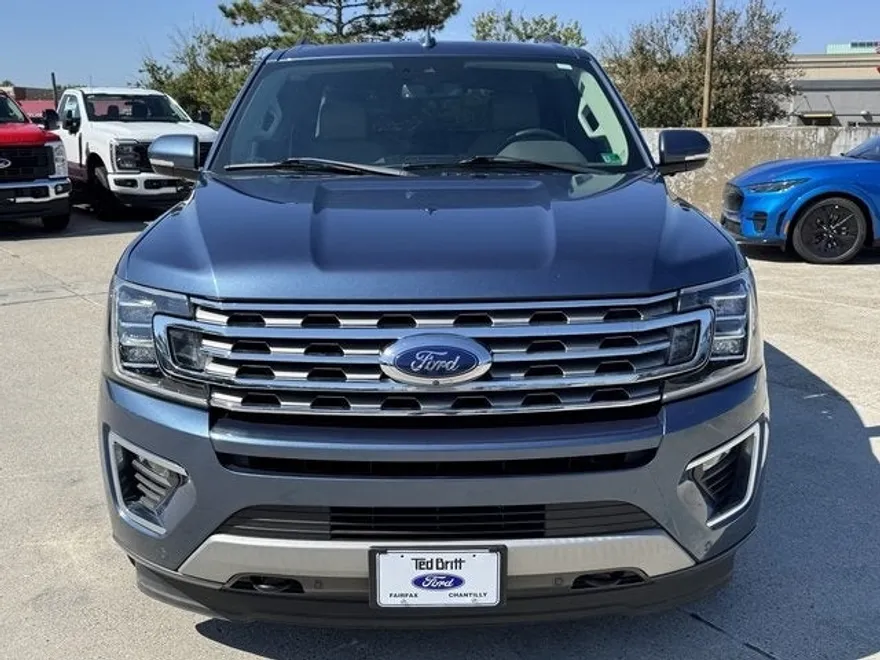 2020 Ford Expedition Limited photo 1