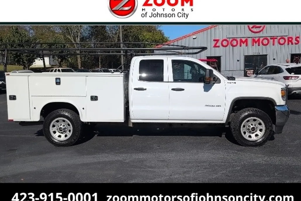 2017 Gmc Sierra Base photo 1