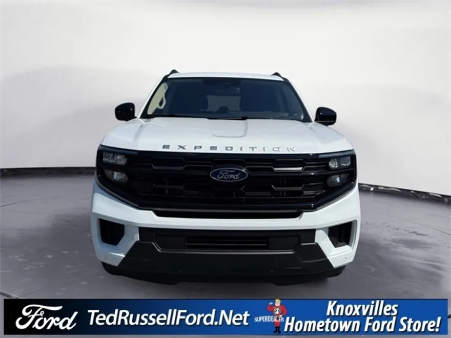 2025 Ford Expedition photo 1