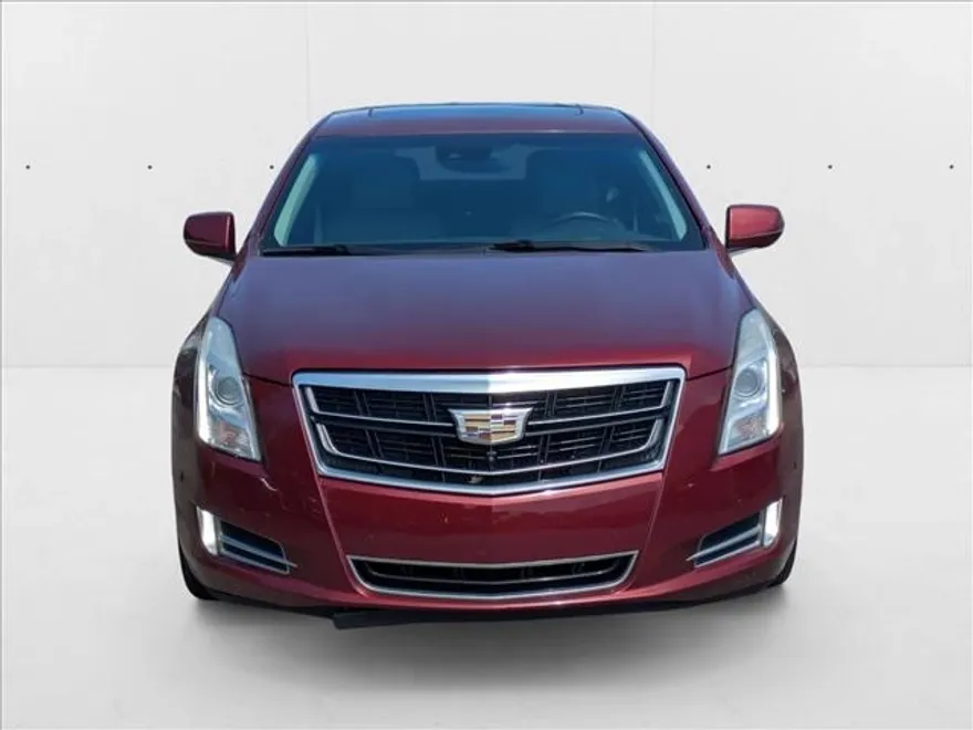 2016 Cadillac XTS Luxury photo 1