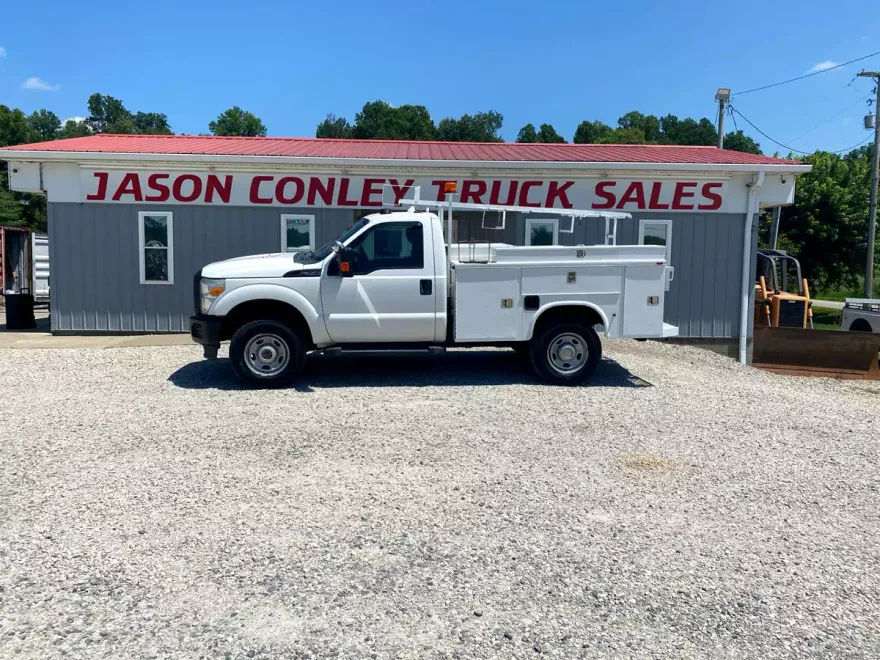 2012 Ford F-350 XLT photo 1