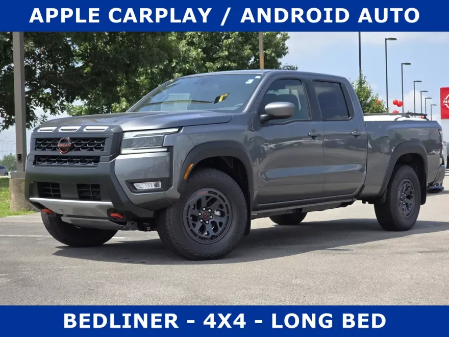 2025 Nissan Frontier PRO-4X Crew Cab photo 1