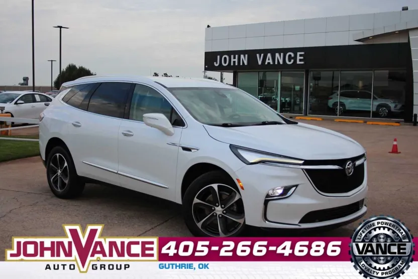 2022 Buick Enclave Essence photo 1