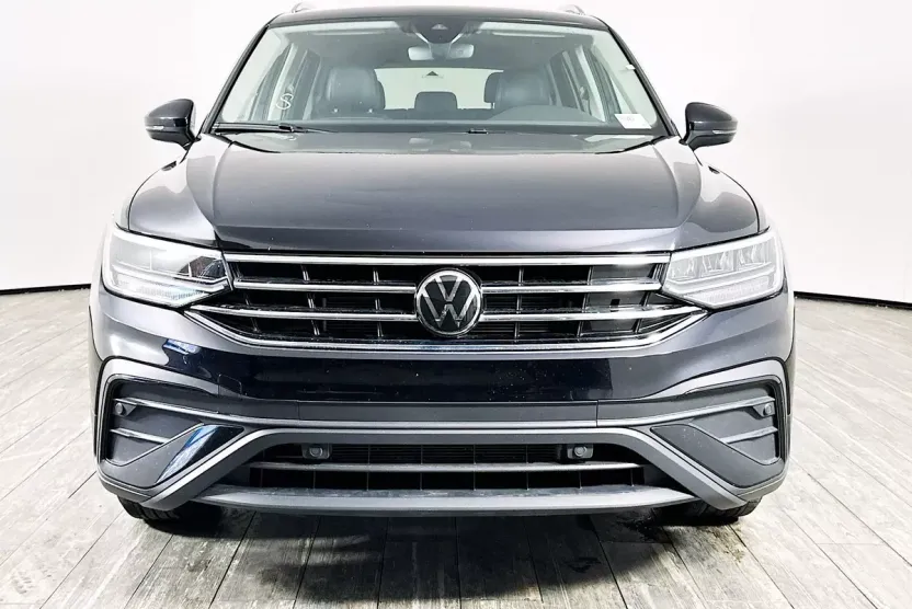 2024 Volkswagen Tiguan SE Wolfsburg Edition photo 1