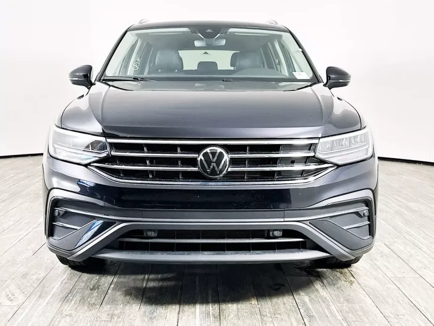 2024 Volkswagen Tiguan SE Wolfsburg Edition photo 1