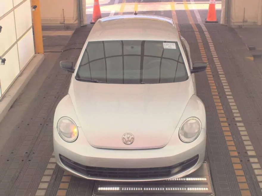 2014 Volkswagen Beetle 1.8T photo 1
