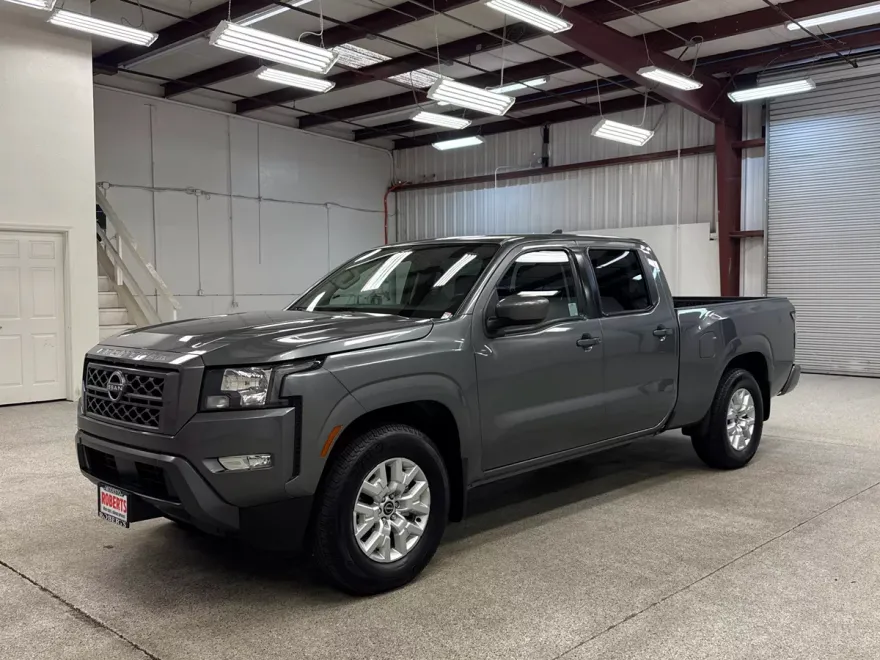 2023 Nissan Frontier PRO-X photo 1