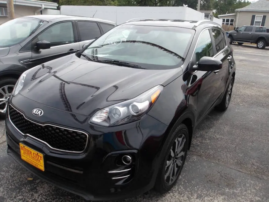 2017 Kia Sportage EX photo 1