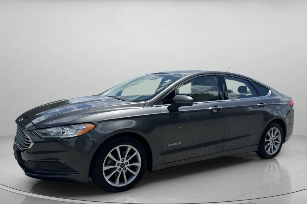 2017 Ford Fusion S Hybrid photo 1