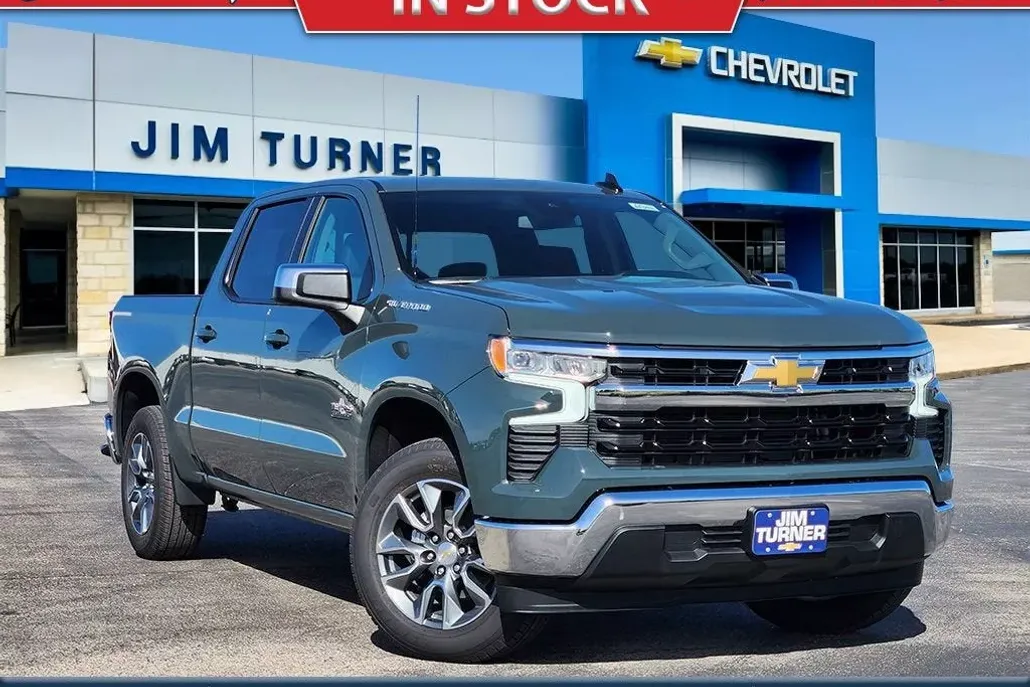 2026 Chevrolet Silverado 1500 LT photo 1
