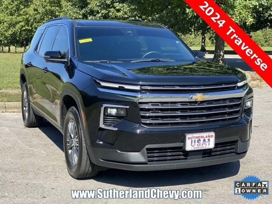 2024 Chevrolet Traverse photo 1