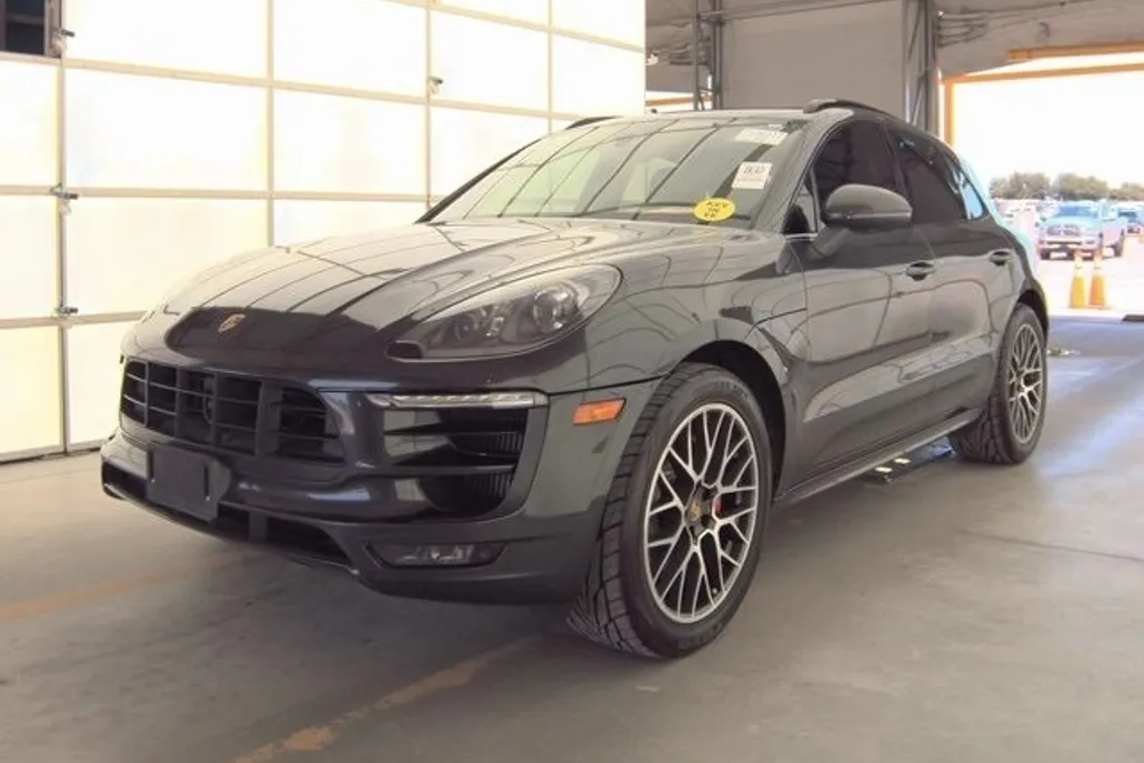 2017 Porsche Macan GTS photo 1