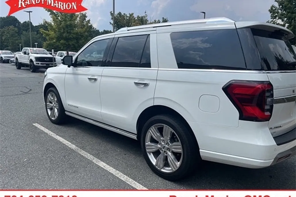 2023 Ford Expedition Platinum photo 1