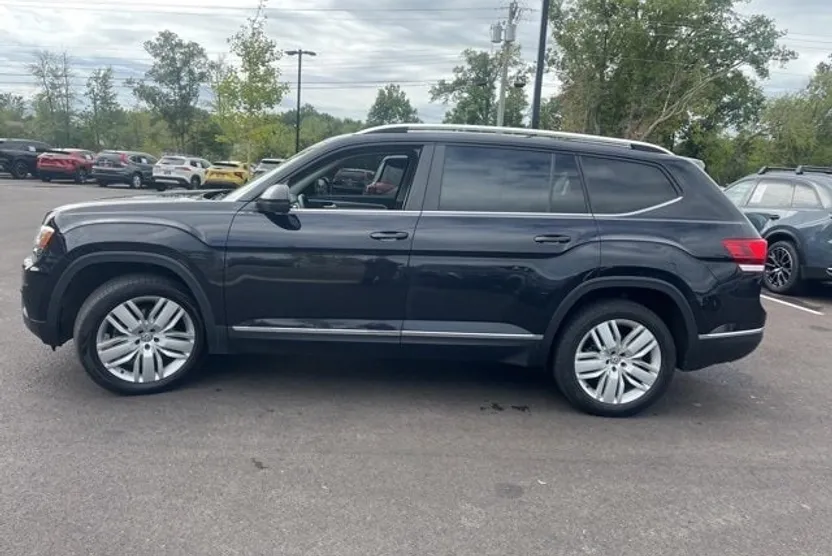 2019 Volkswagen Atlas V6 SEL photo 1