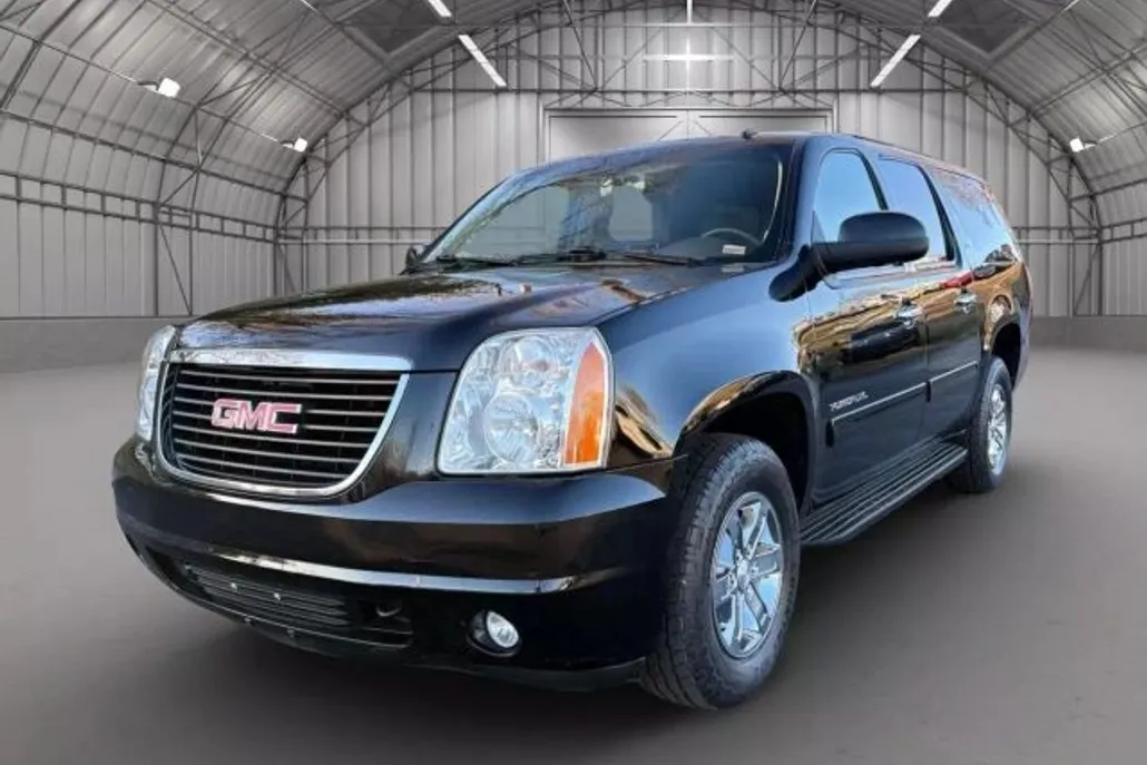 2013 Gmc Yukon XL 1500 SLT photo 1