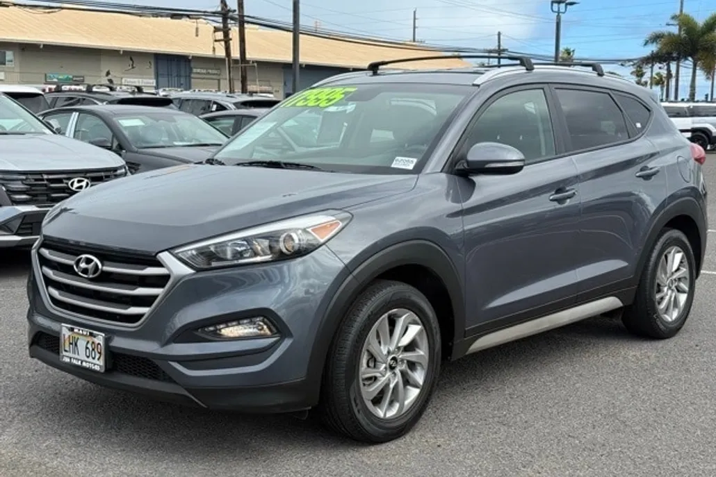 2017 Hyundai Tucson SE Plus photo 1