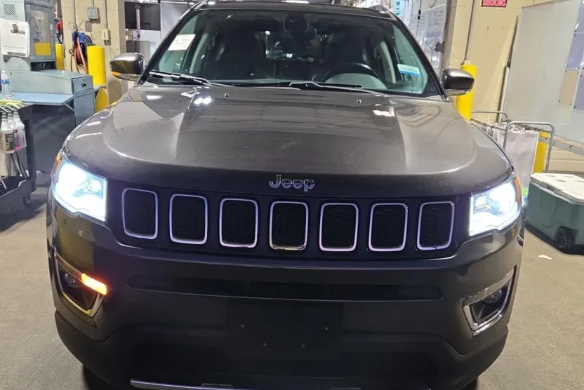 2019 Jeep Compass Limited photo 1