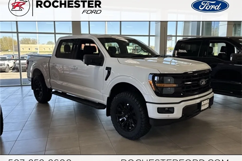 2025 Ford F-150 XLT photo 1