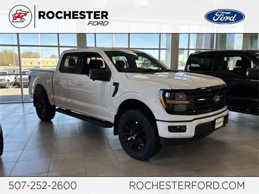 2025 Ford F-150 XLT photo 1
