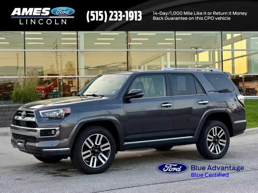 2023 Toyota 4Runner Limited photo 1