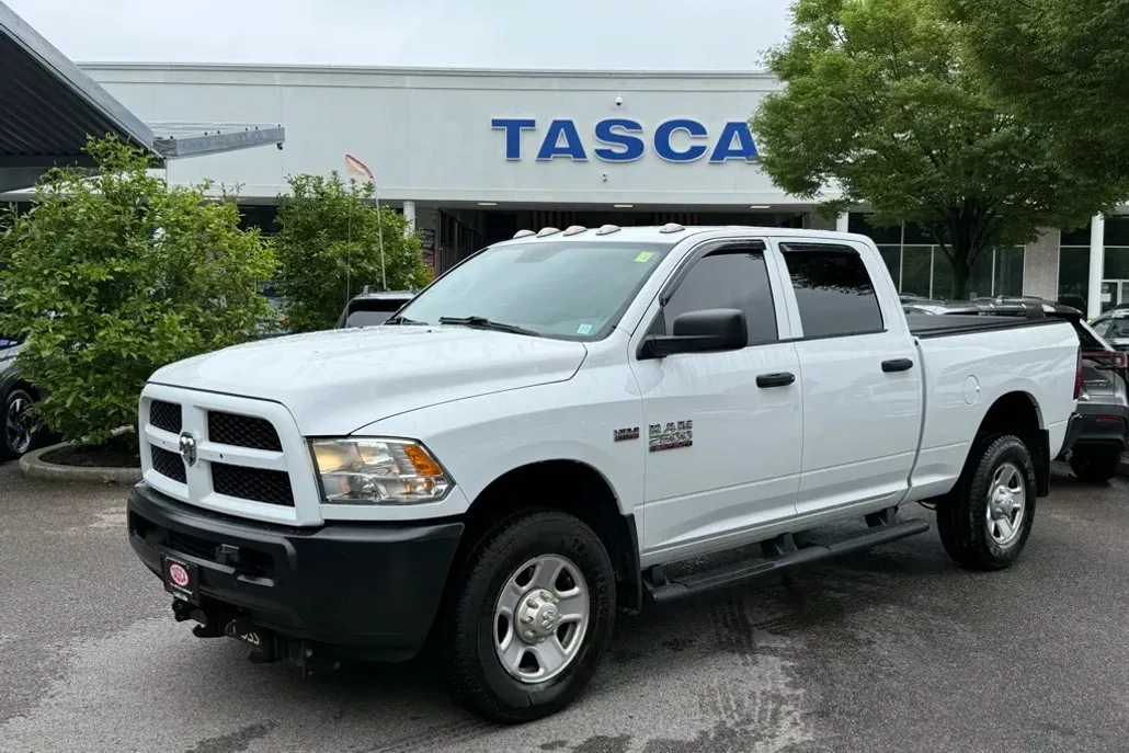 2017 Ram 2500 Tradesman photo 1