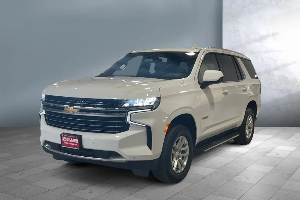 2023 Chevrolet Tahoe LT photo 1