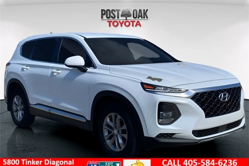 2020 Hyundai Santa Fe SE photo 1