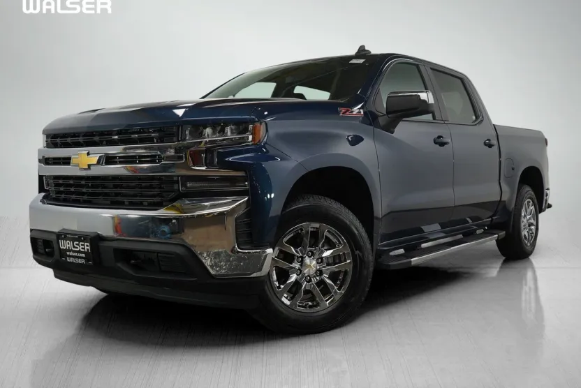 2021 Chevrolet Silverado 1500 LT photo 1