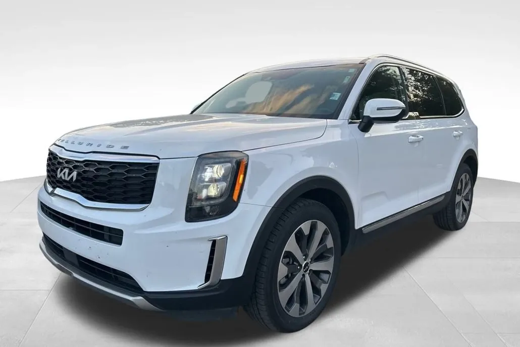 2022 Kia Telluride EX photo 1