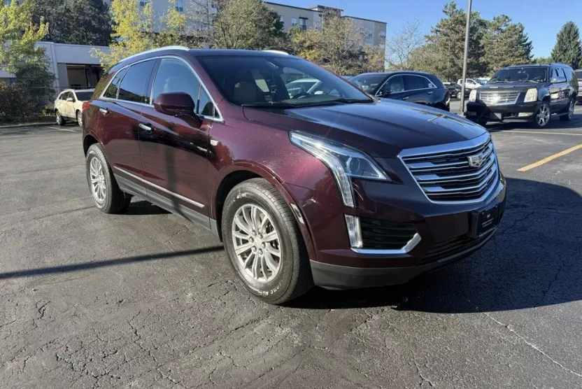 2018 Cadillac XT5 Luxury photo 1