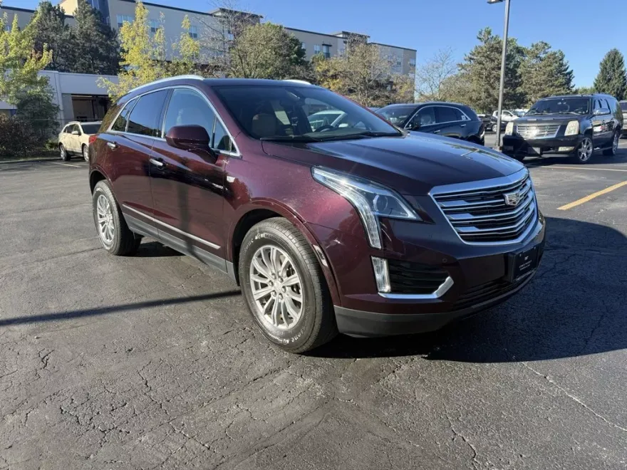 2018 Cadillac XT5 Luxury photo 1